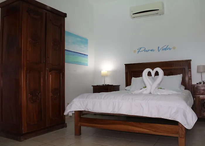 Toro Blanco Apartahotel